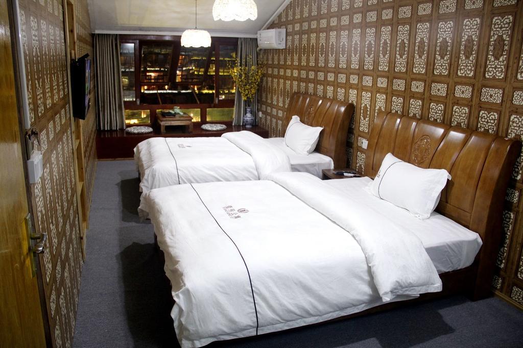 Fenghuang 1St Apartment 외부 사진