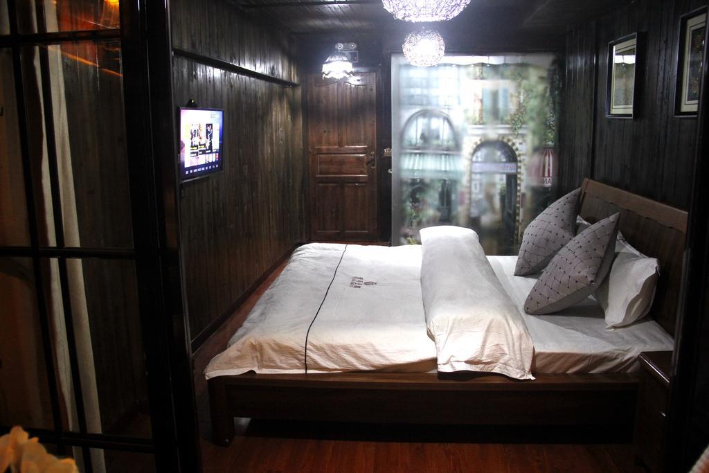 Fenghuang 1St Apartment 외부 사진
