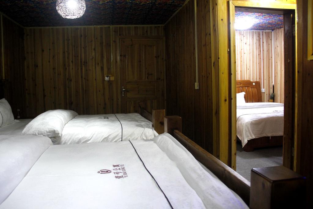 Fenghuang 1St Apartment 외부 사진