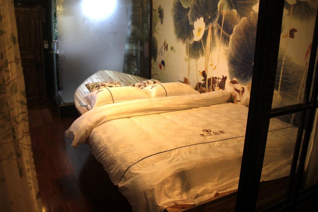 Fenghuang 1St Apartment 외부 사진