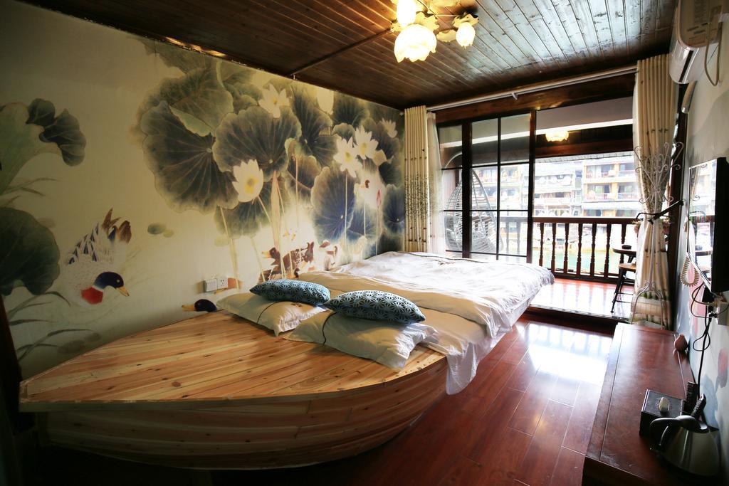 Fenghuang 1St Apartment 외부 사진