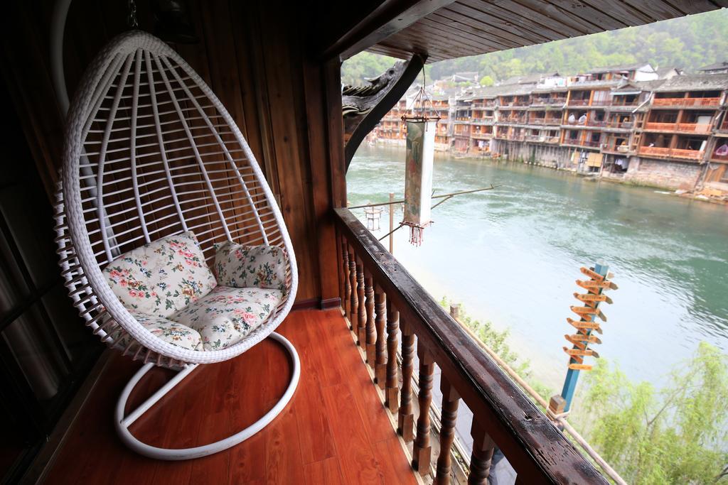 Fenghuang 1St Apartment 외부 사진