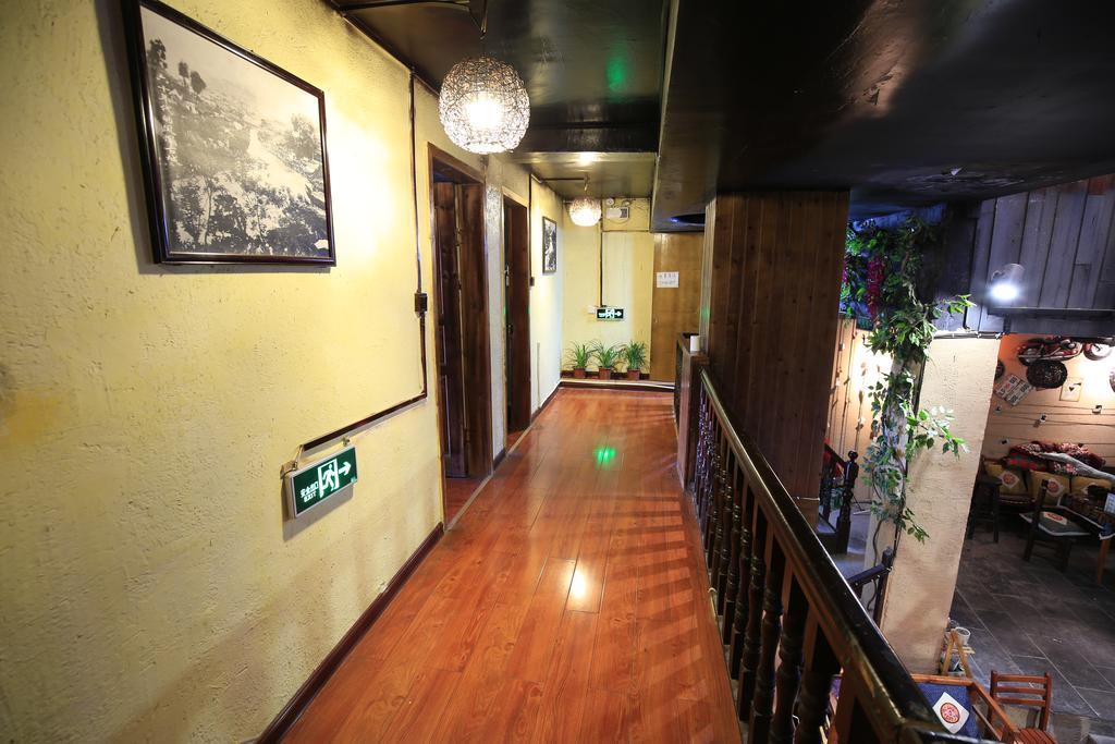 Fenghuang 1St Apartment 외부 사진