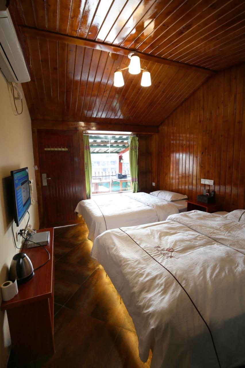 Fenghuang 1St Apartment 외부 사진