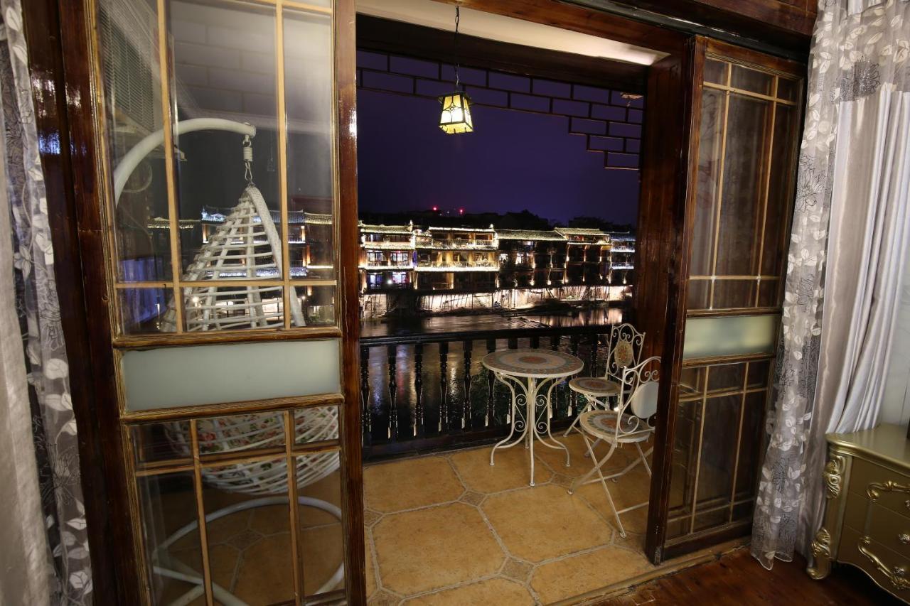 Fenghuang 1St Apartment 외부 사진