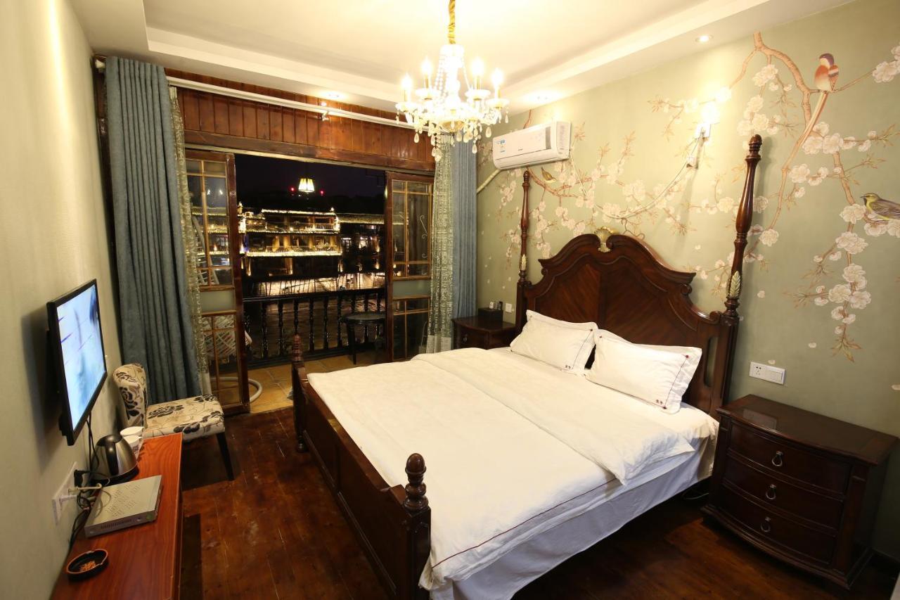 Fenghuang 1St Apartment 외부 사진